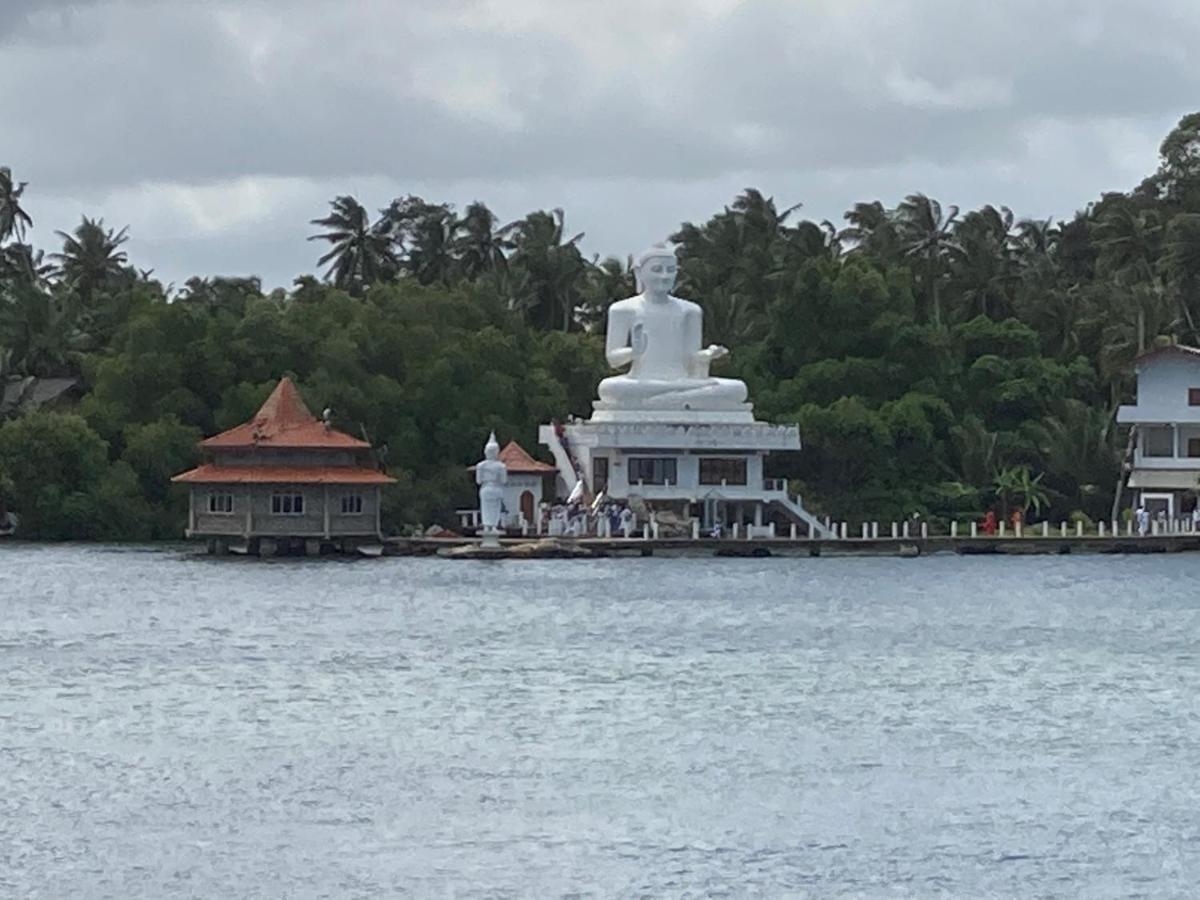 Channa Villa & Tours Bentota Exterior photo