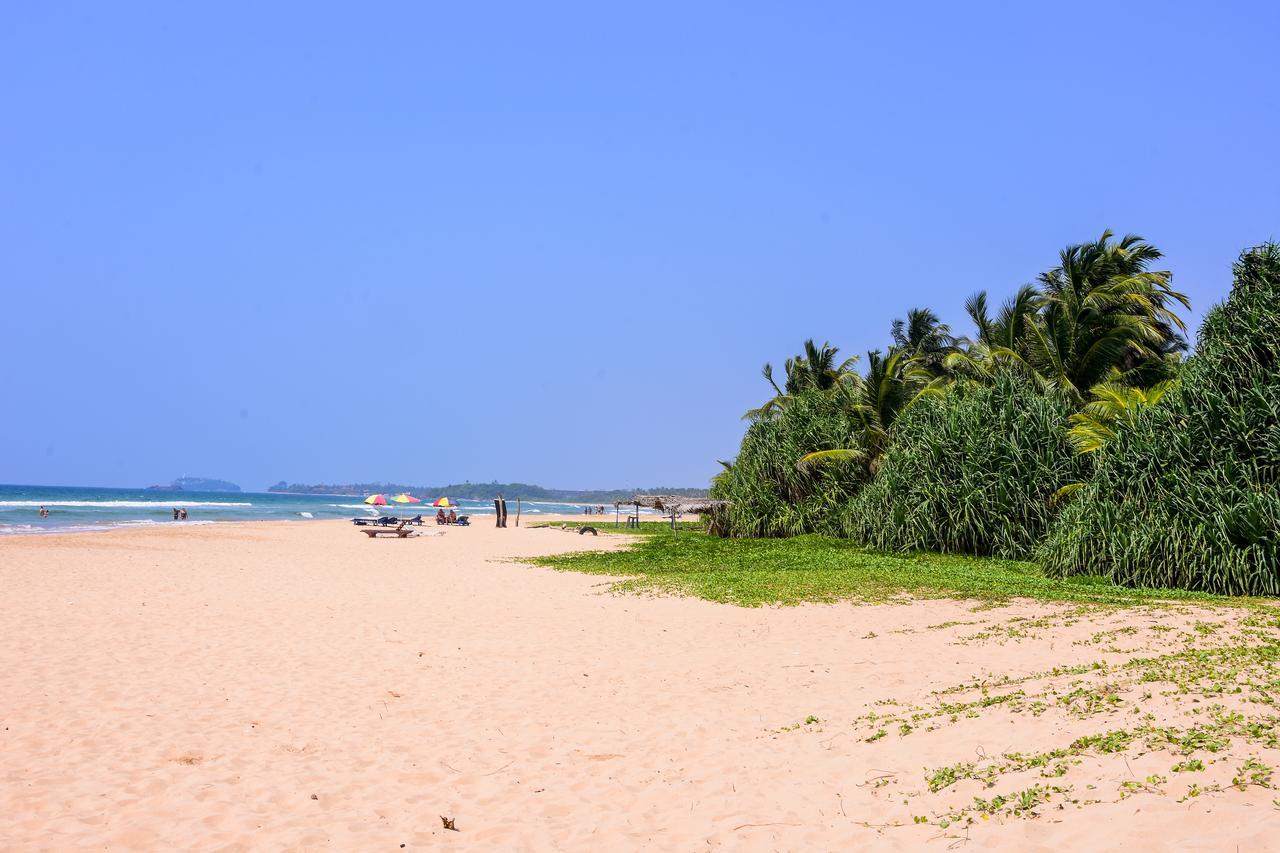 Channa Villa & Tours Bentota Exterior photo